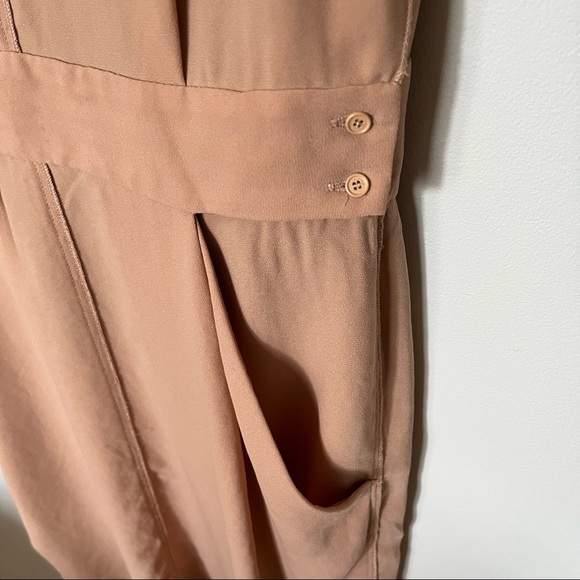 Aritzia Wilfred Leila Dress, Size 6, Salmon/Dusty Rose Colour - Picture 7 of 11